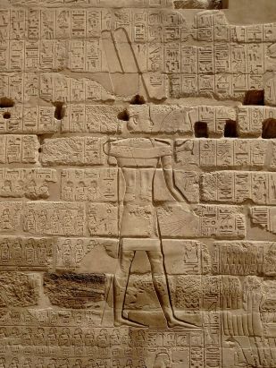 Karnak_Tempel_19