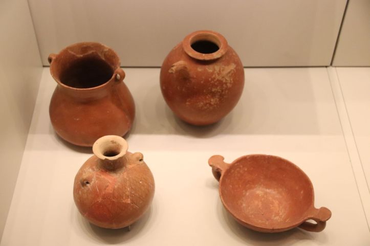 Early_Bronze_Age_Pottery_2