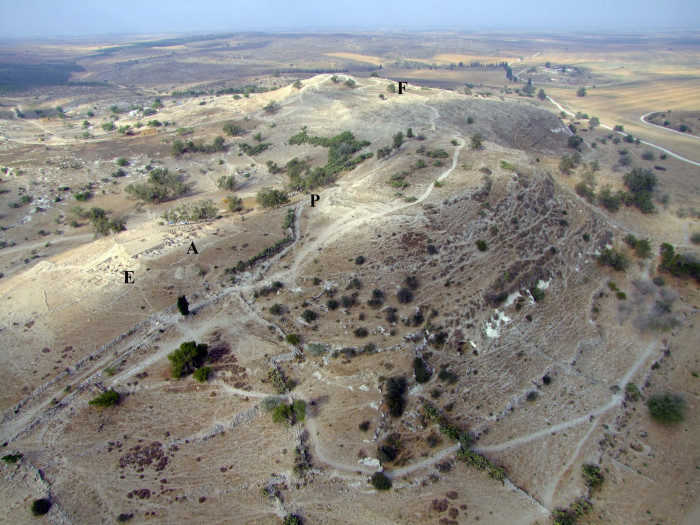 aerial-foto-looking-sw-2009-with-excavation-areas Gath