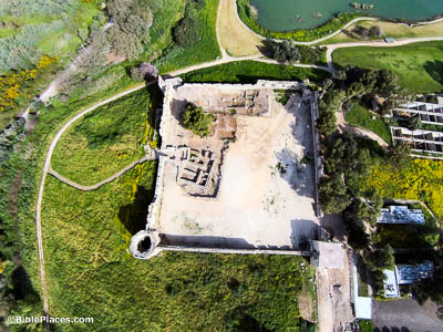 Aphek-Turkish-fort-and-LB-Egyptian-fort-aerial-from-south-ws032715897